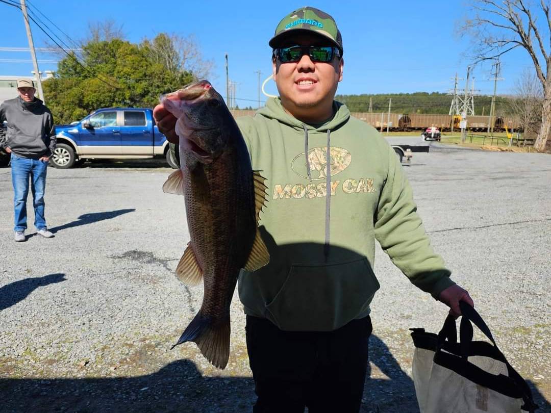 Phillip Vang fishing report for Badin Lake in North Carolina